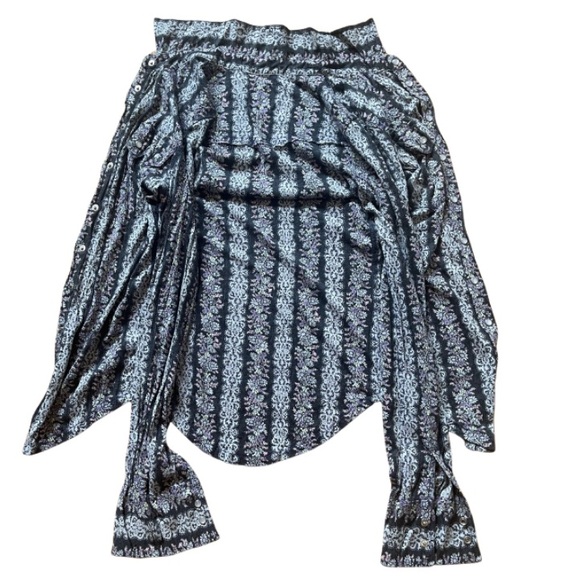 Vintage Free People Long Sleeve Floral Print Super Soft Shirt with Pearl Snaps - Picture 3 of 6